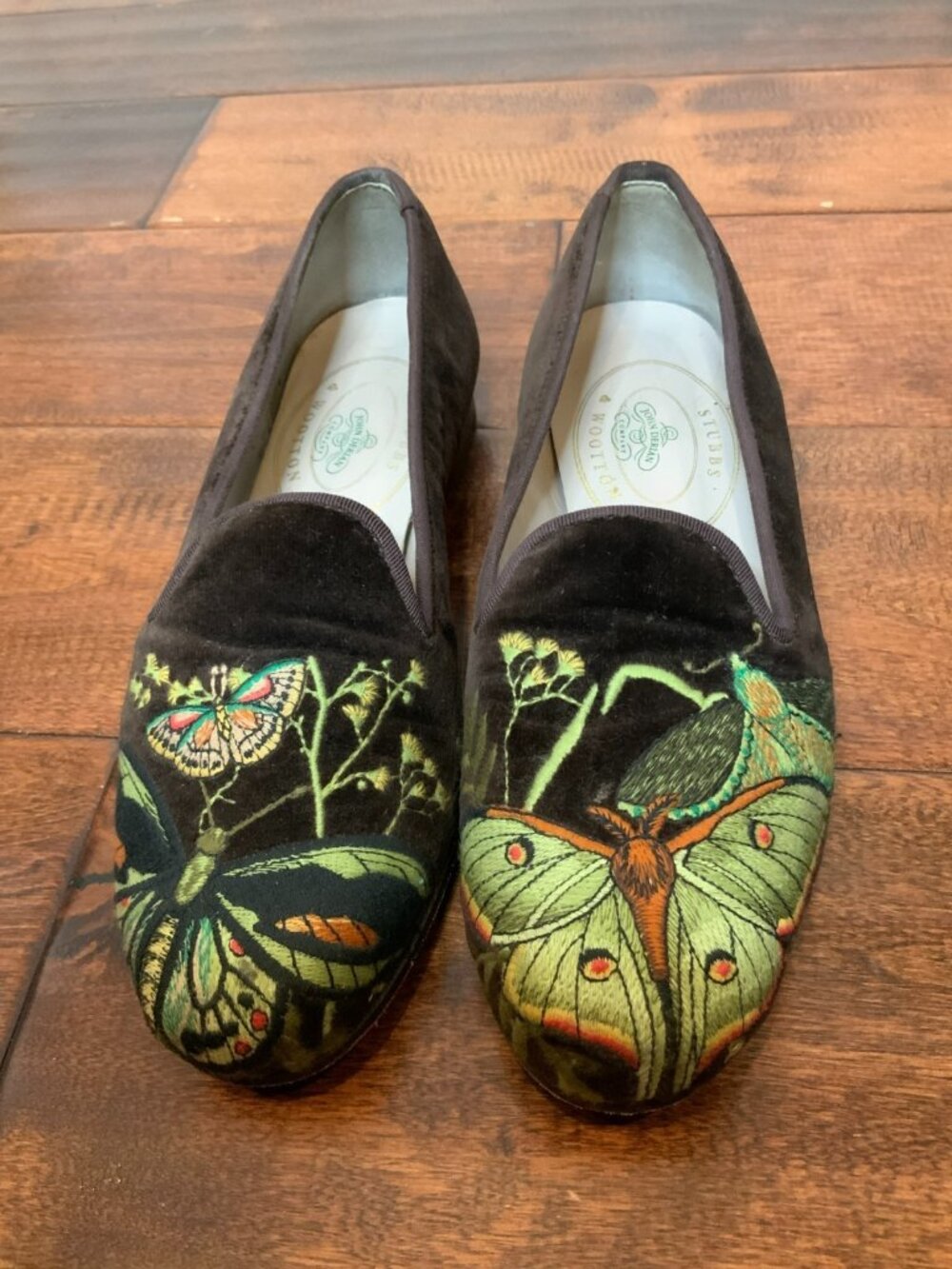 Stubbs & Wootton Brown Velvet Slip-On Flats W/ Butterfly Embroidery, Size 6.5